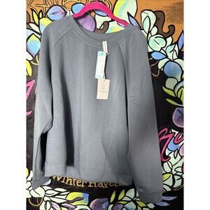 We Wander Performance Crewneck Pullover Sweatshirt, Grey, Large